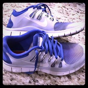 Women's Nike frees 5.0